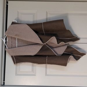 Reversible Faux Leather and Sherpa Vest - Medium